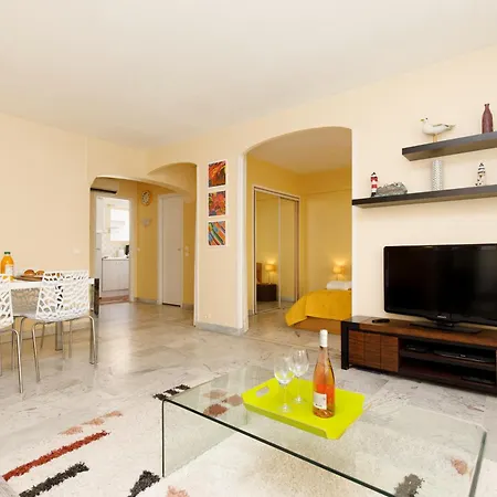 Superb 50m2 Flat - 4 Min To Palais, 1 Min To * Cannes